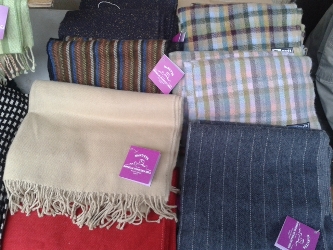 McNutts Donegal Woollen Mill - Throws, Shawls & Scarves.